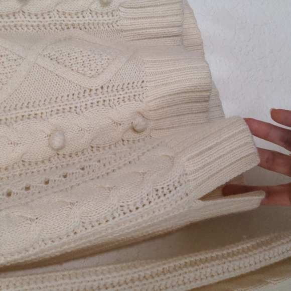 J. Crew Cable Knit Pom Pom Sweater Sz: XS NWT $98 - Picture 9 of 13